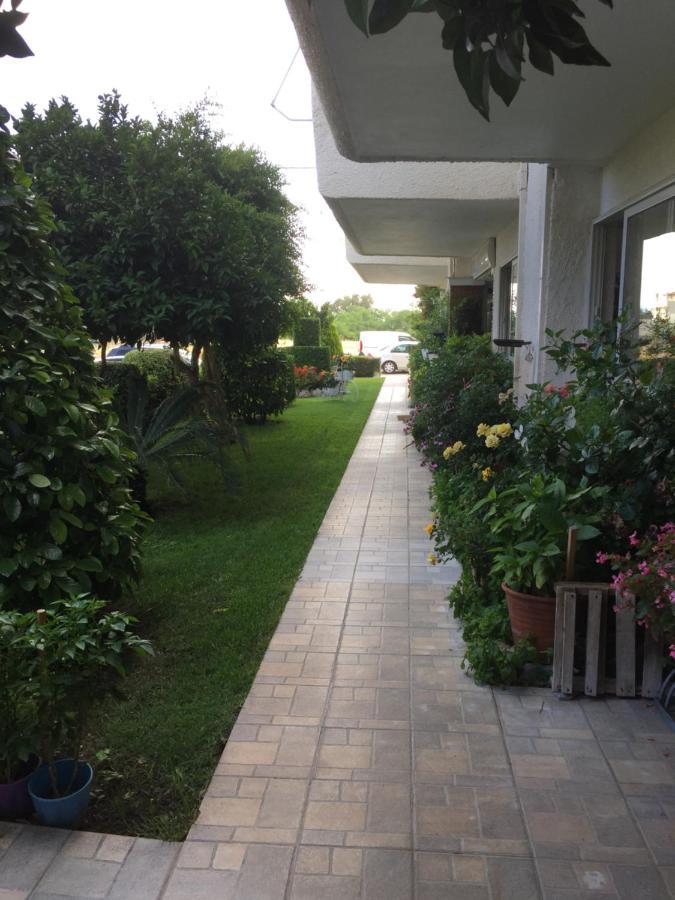 Chaliotis Apartments เลฟคานดิ คาลคิดาส ภายนอก รูปภาพ