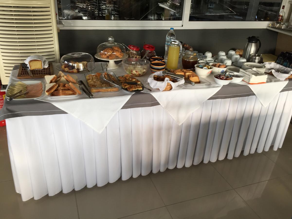 Chaliotis Apartments เลฟคานดิ คาลคิดาส ภายนอก รูปภาพ
